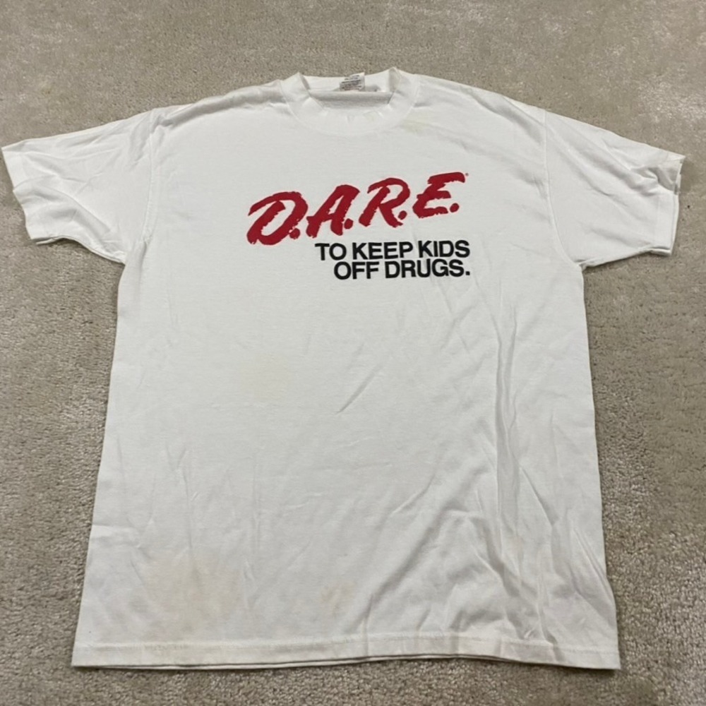 VTG DARE T Shirt Mens XL White Graphic Kids Off Drugs Made USA 90s Single Stitch